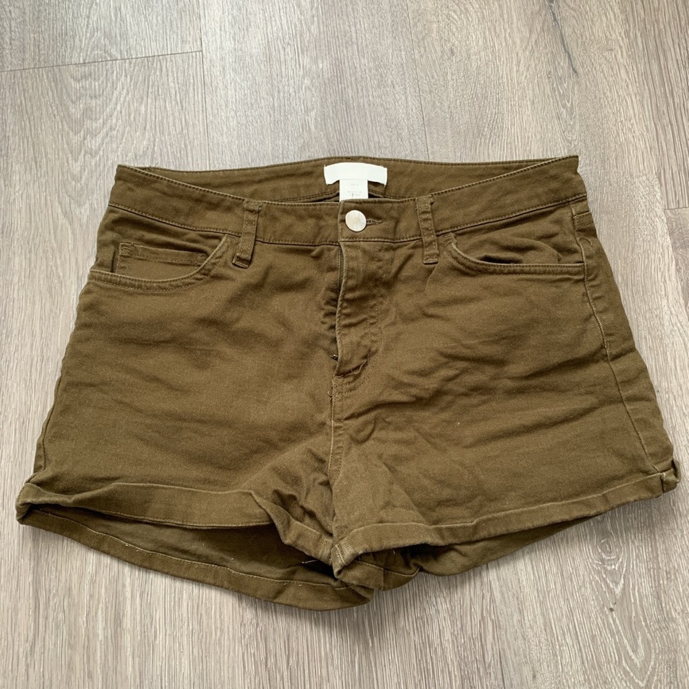 Olive high waisted shorts